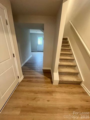 6126 Carrick Bend Court, Charlotte, NC 28269