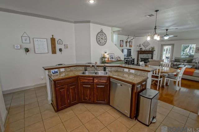 10378 Montrachet Dr, Baton Rouge, LA 70817