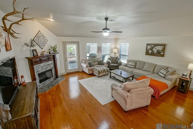 10378 Montrachet Dr, Baton Rouge, LA 70817