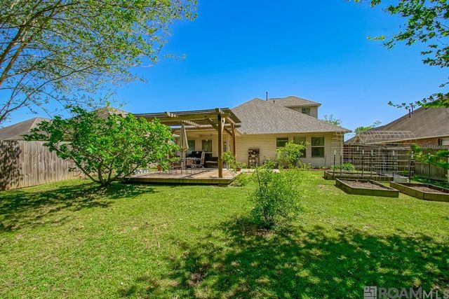 10378 Montrachet Dr, Baton Rouge, LA 70817