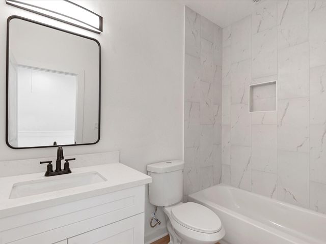 5704 Elysian Street, Houston, TX 77009