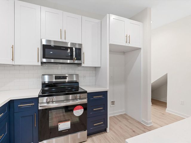 5704 Elysian Street, Houston, TX 77009