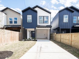 5704 Elysian Street, Houston, TX 77009