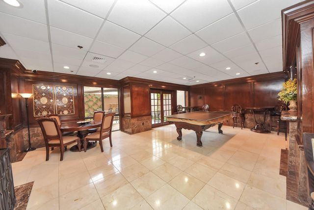 3525 Sage Road 1701, Houston, TX 77056