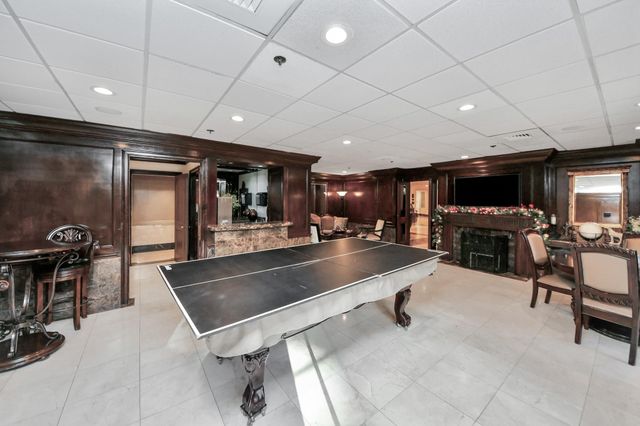 3525 Sage Road 1701, Houston, TX 77056