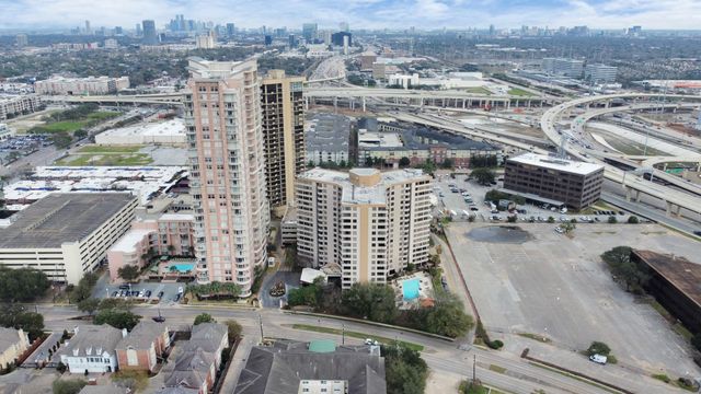 3525 Sage Road 1701, Houston, TX 77056