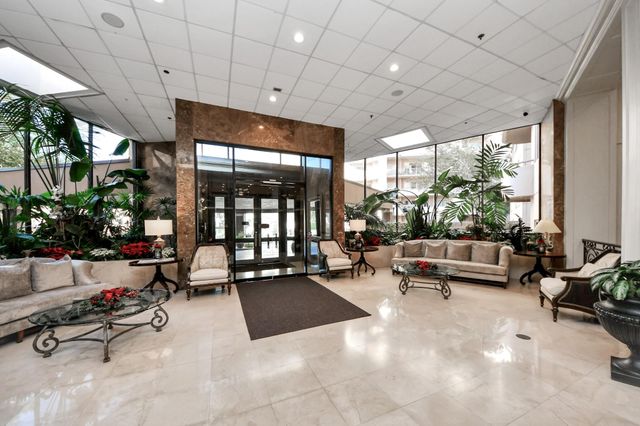3525 Sage Road 1701, Houston, TX 77056
