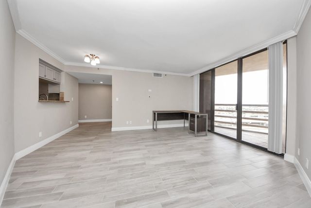 3525 Sage Road 1701, Houston, TX 77056