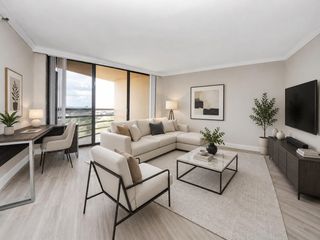 3525 Sage Road 1701, Houston, TX 77056