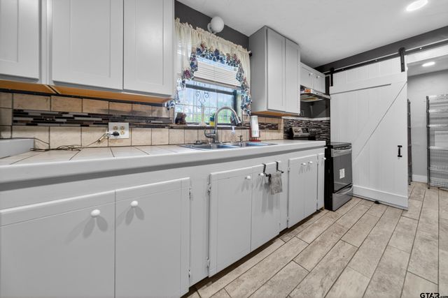 22561 Brierwood Drive, Frankston, TX 75763