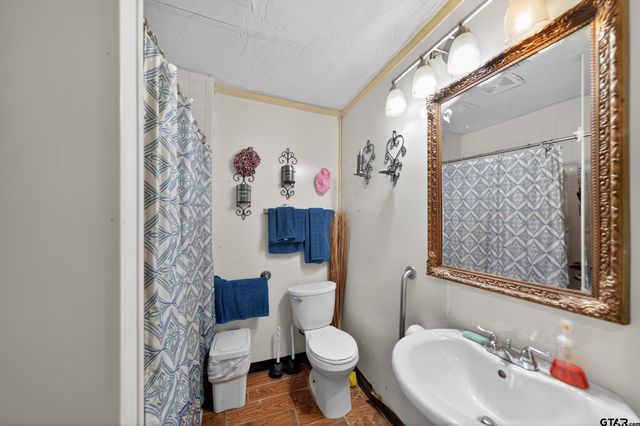 22561 Brierwood Drive, Frankston, TX 75763