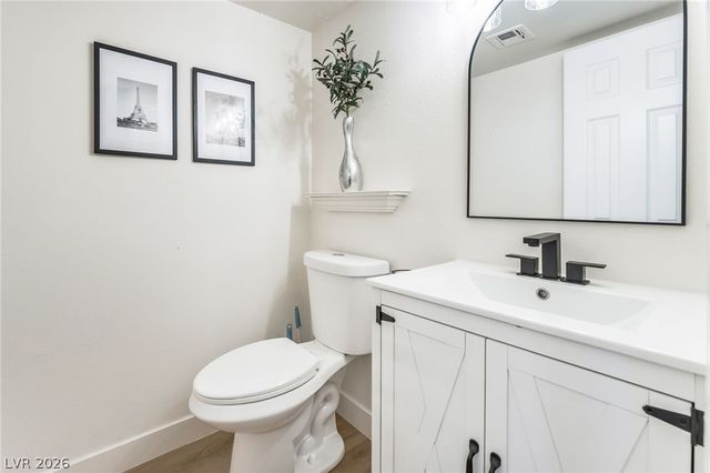 2471 Old Forge Lane 105, Las Vegas, NV 89121