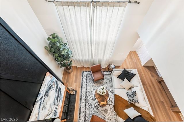 2471 Old Forge Lane 105, Las Vegas, NV 89121
