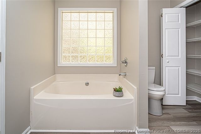 1229 Locks Creek Road, Fayetteville, NC 28312