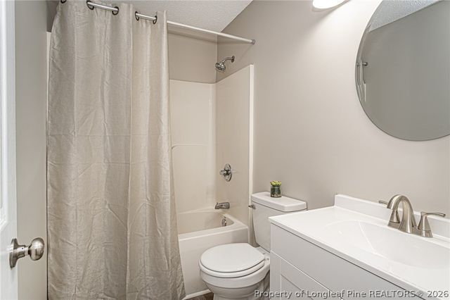 1229 Locks Creek Road, Fayetteville, NC 28312