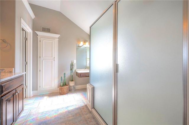 800 154th Place, Basehor, KS 66007