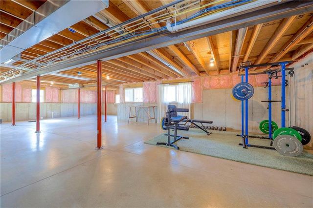 800 154th Place, Basehor, KS 66007