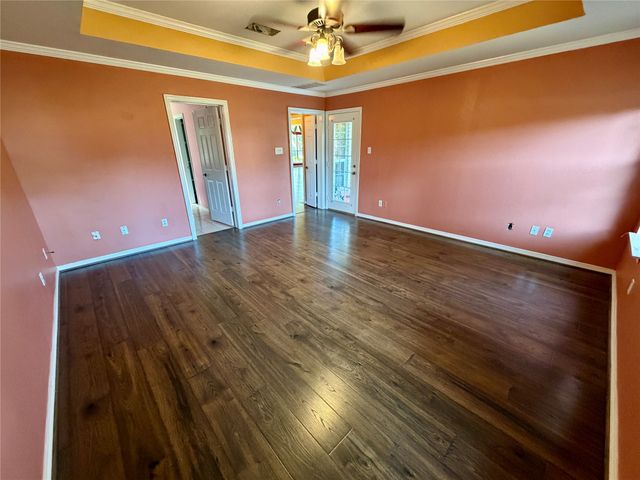 110 Pecan Valley Lane, Waxahachie, TX 75165