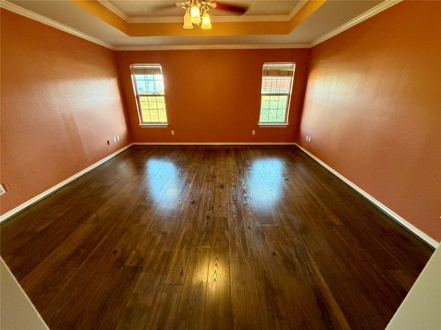 110 Pecan Valley Lane, Waxahachie, TX 75165
