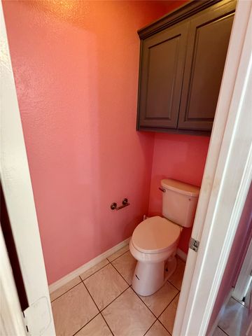 110 Pecan Valley Lane, Waxahachie, TX 75165