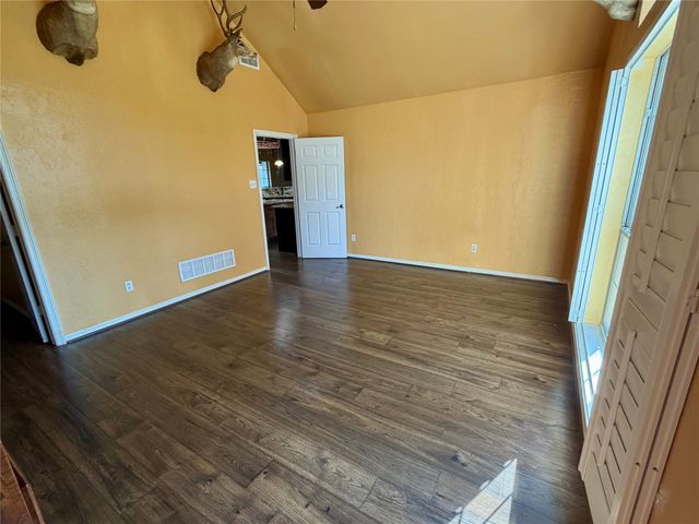 110 Pecan Valley Lane, Waxahachie, TX 75165