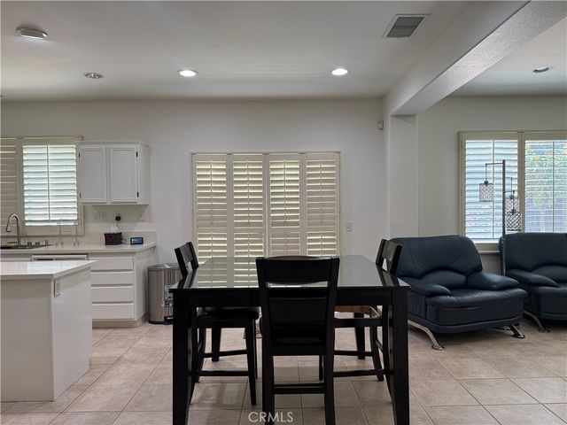 7125 Ravenswood, Rancho Cucamonga, CA 91701