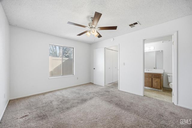 5300 Dunsmuir Road 20, Bakersfield, CA 93309