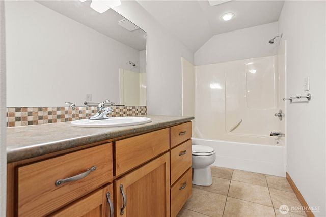 1451 Larkspur Street, Lynden, WA 98264