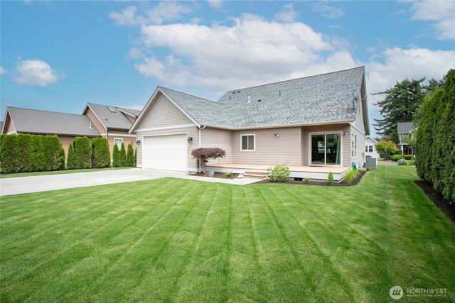 1451 Larkspur Street, Lynden, WA 98264