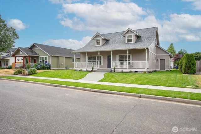 1451 Larkspur Street, Lynden, WA 98264