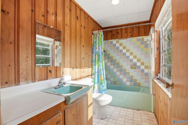 350 County Road 125, Rogersville, AL 35652