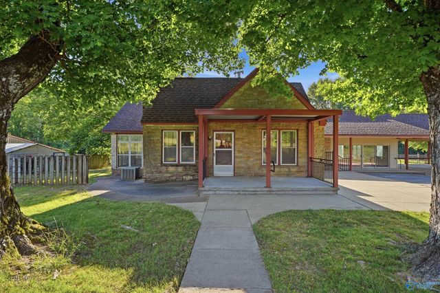 350 County Road 125, Rogersville, AL 35652