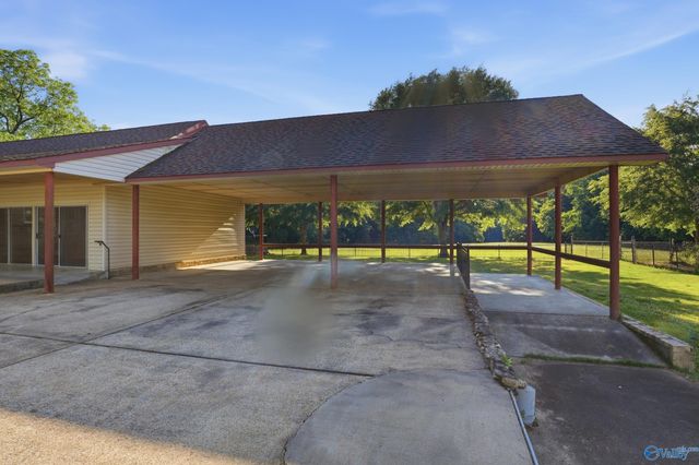 350 County Road 125, Rogersville, AL 35652