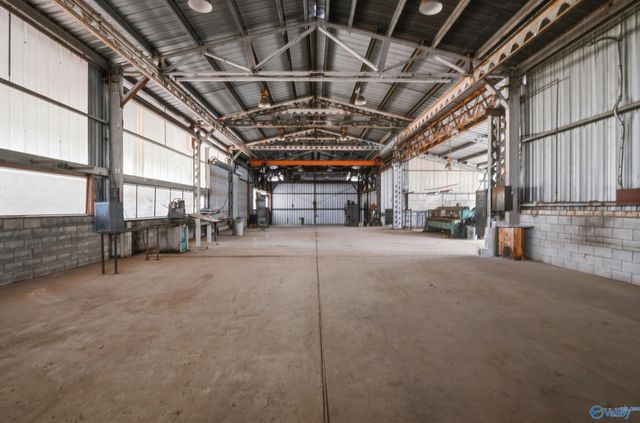 350 County Road 125, Rogersville, AL 35652