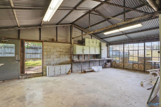 350 County Road 125, Rogersville, AL 35652