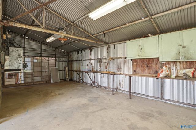 350 County Road 125, Rogersville, AL 35652