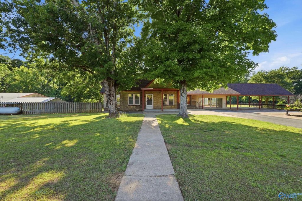 350 County Road 125, Rogersville, AL 35652
