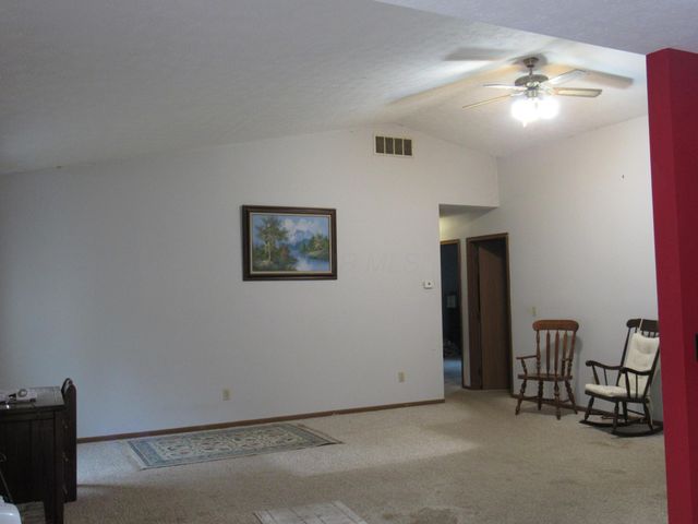 221 Tyler Avenue, Pataskala, OH 43062