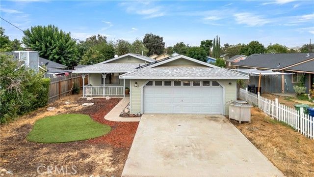 161 N 4th Street, Shandon, CA 93461