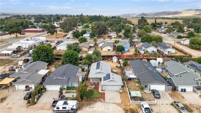 161 N 4th Street, Shandon, CA 93461