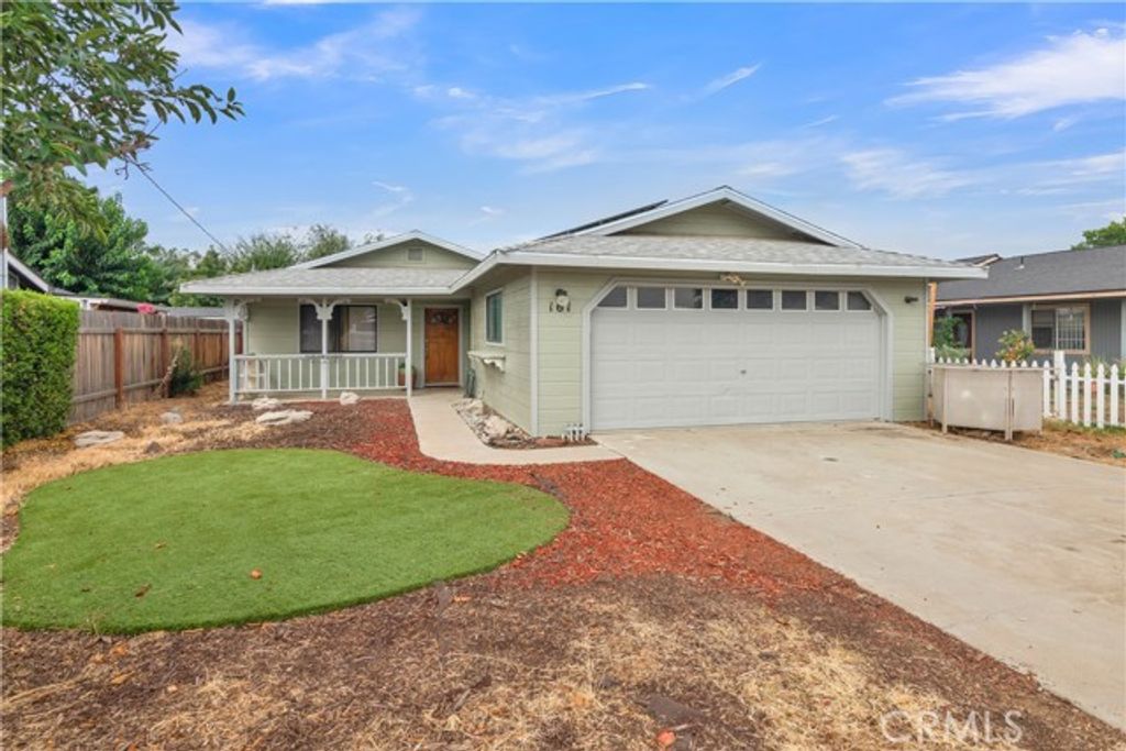 161 N 4th Street, Shandon, CA 93461