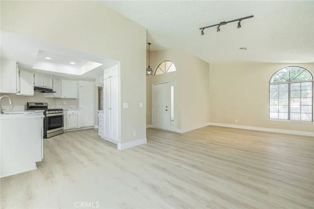 1544 E Norberry, Lancaster, CA 93535