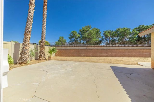 1544 E Norberry, Lancaster, CA 93535