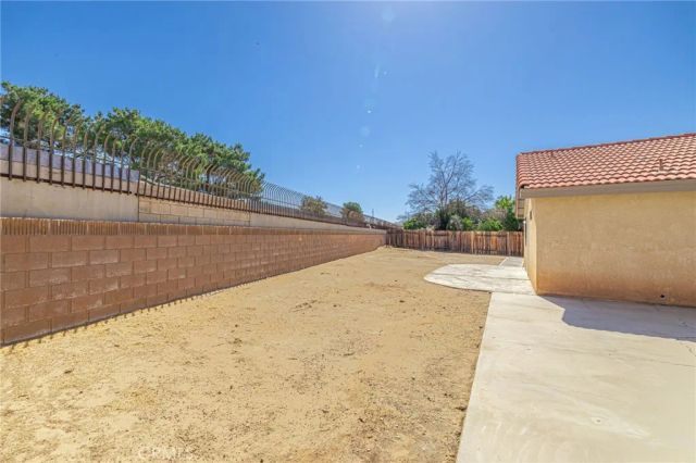 1544 E Norberry, Lancaster, CA 93535
