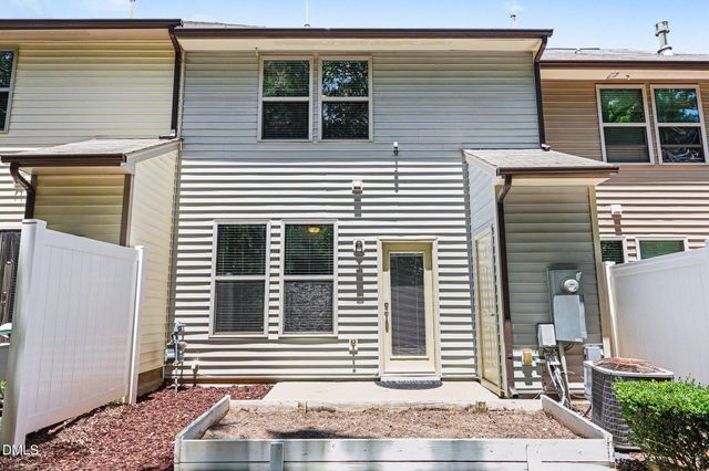 2229 Sunny Cove Drive, Raleigh, NC 27610