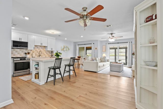 3266 NE Holly Creek Drive, Jensen Beach, FL 34957