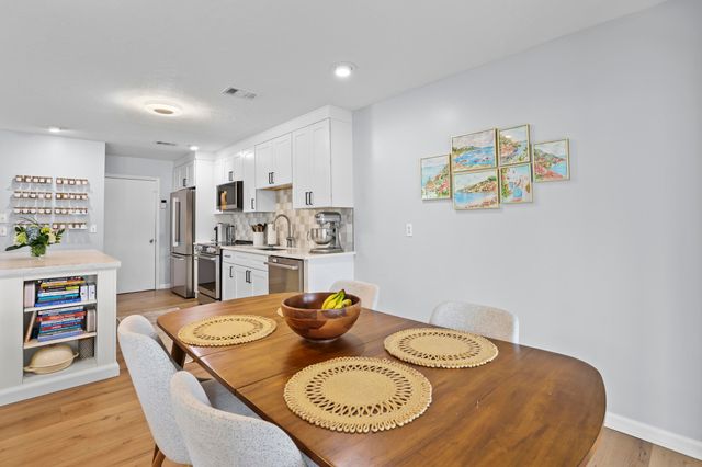 3266 NE Holly Creek Drive, Jensen Beach, FL 34957