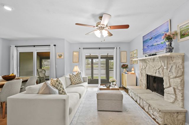 3266 NE Holly Creek Drive, Jensen Beach, FL 34957