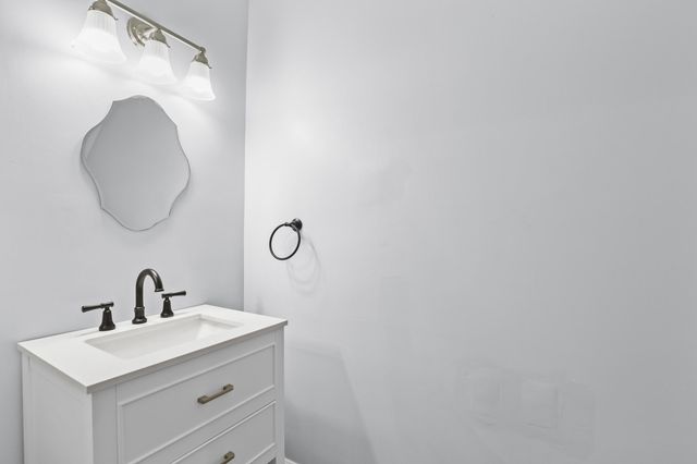 3266 NE Holly Creek Drive, Jensen Beach, FL 34957