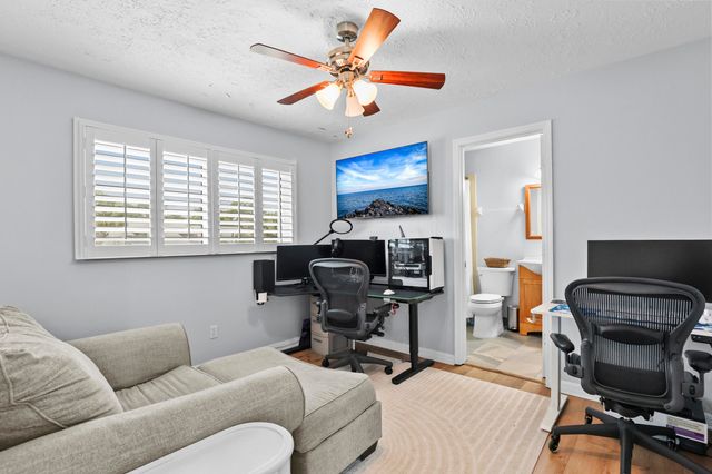 3266 NE Holly Creek Drive, Jensen Beach, FL 34957